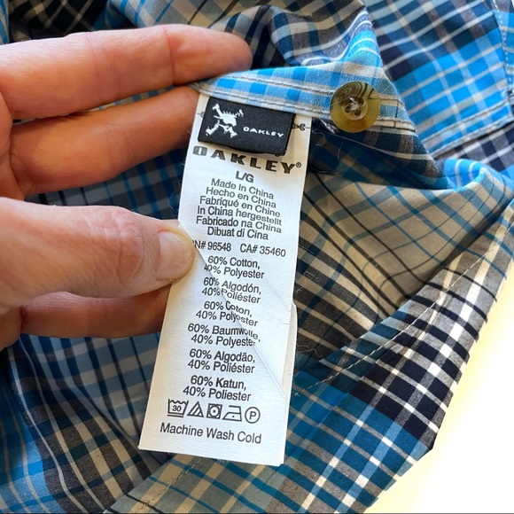 Oakley Plaid Blue Grey Short Sleeve Buttondown MED - Picture 6 of 7